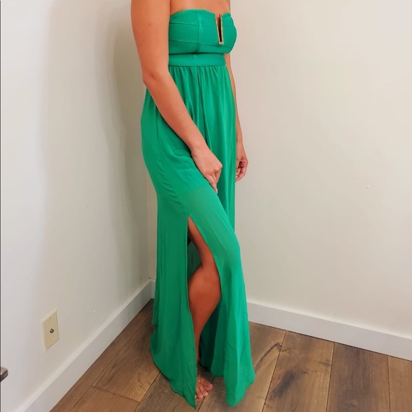 WOW couture Dresses & Skirts - Spring green formal gown.